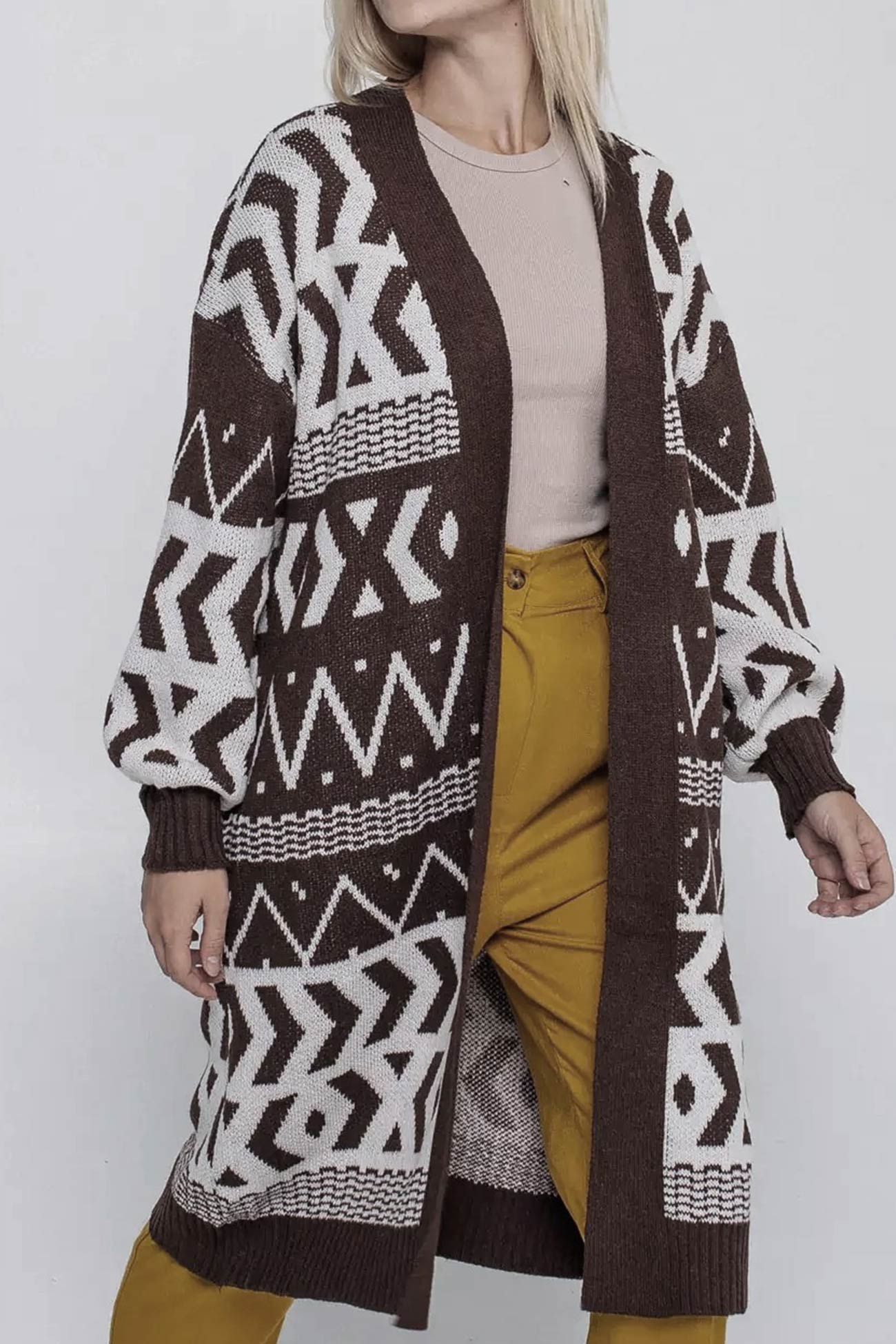 Elegantly Styled Cardigan for Everyday Wear
