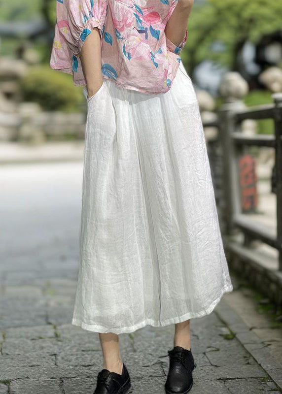 Effortlessly Elegant Pants with a Timeless Design