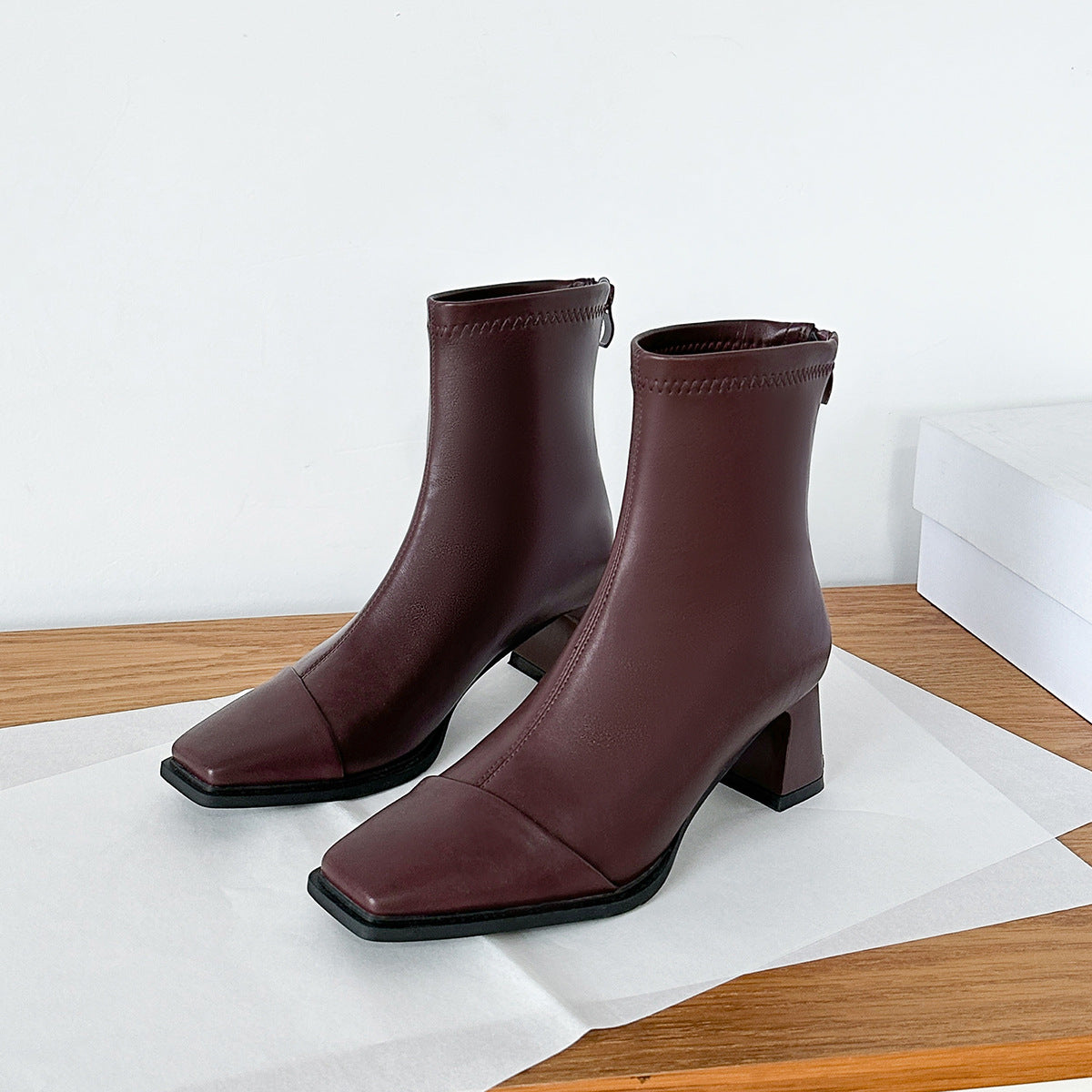 Beautifully Finished Boots in a Timeless Design