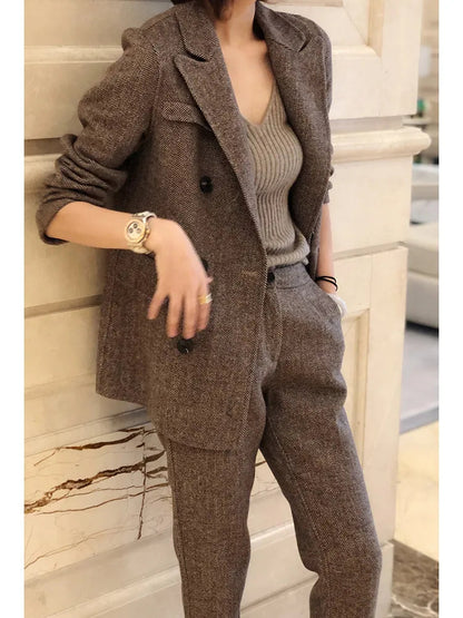 Effortlessly Elegant Garment with a Timeless Design