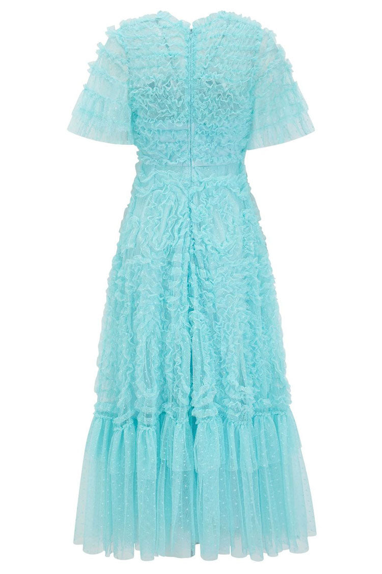 Effortlessly Elegant Dress with a Timeless Design