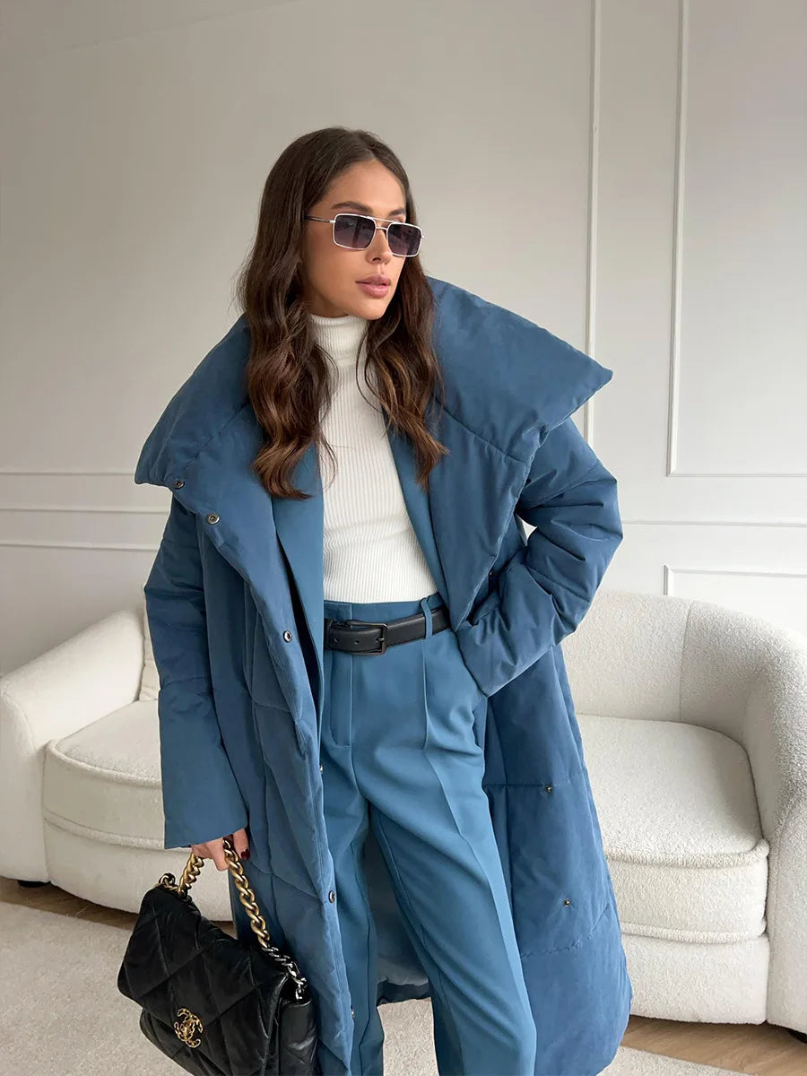 Elegantly Styled Coat for Everyday Wear
