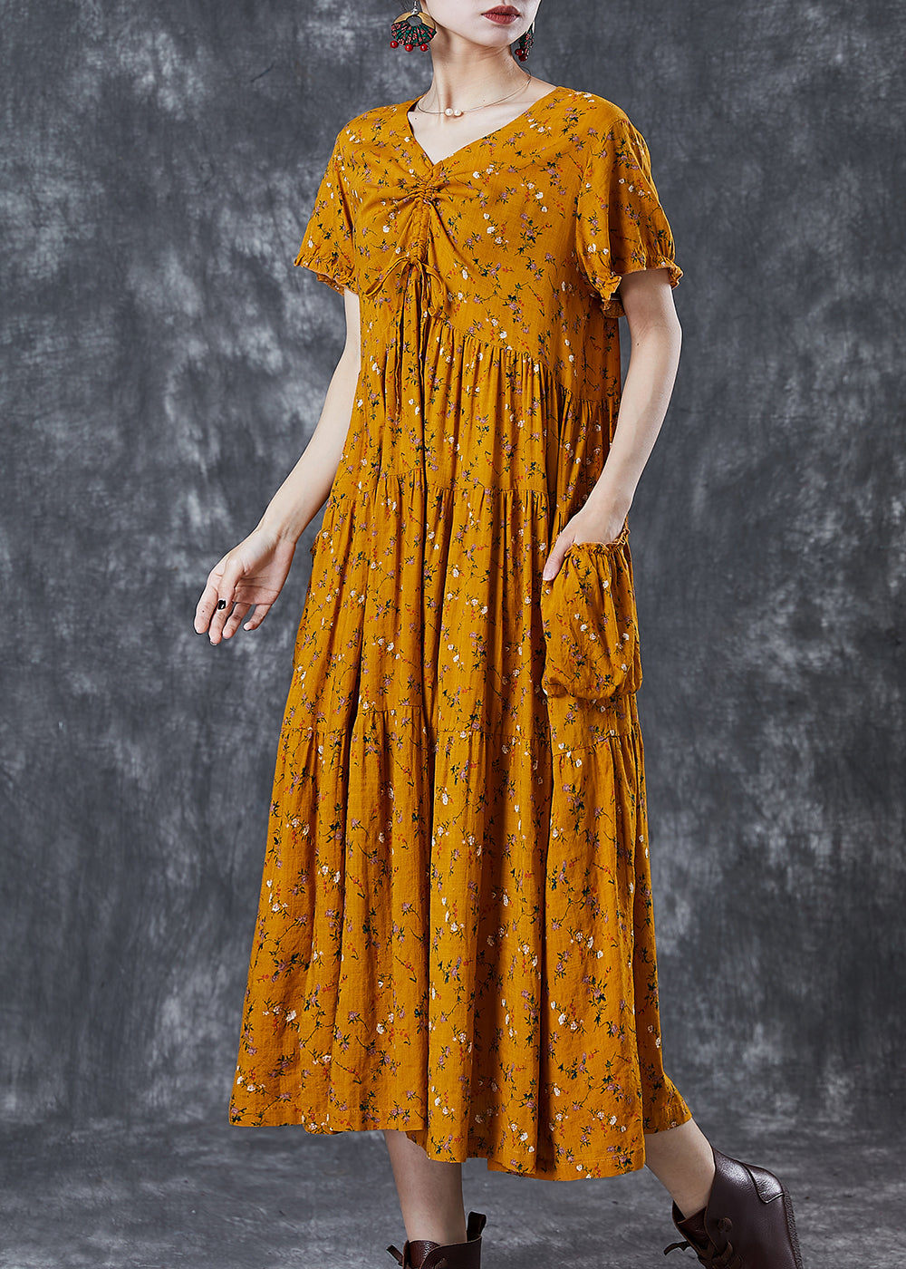 Gracefully Styled Dress for Any Occasion