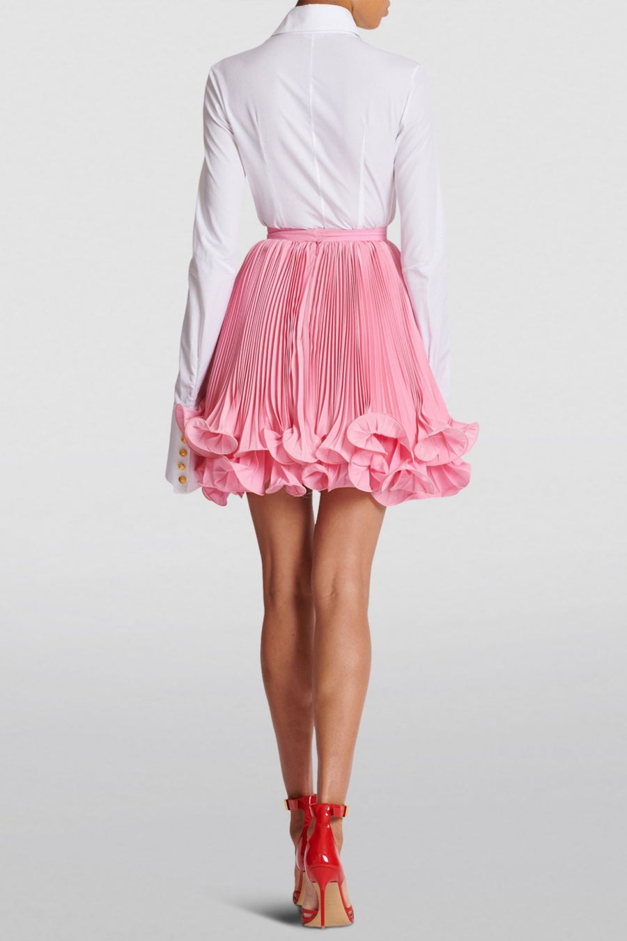 Beautifully Finished Garment in a Timeless Design