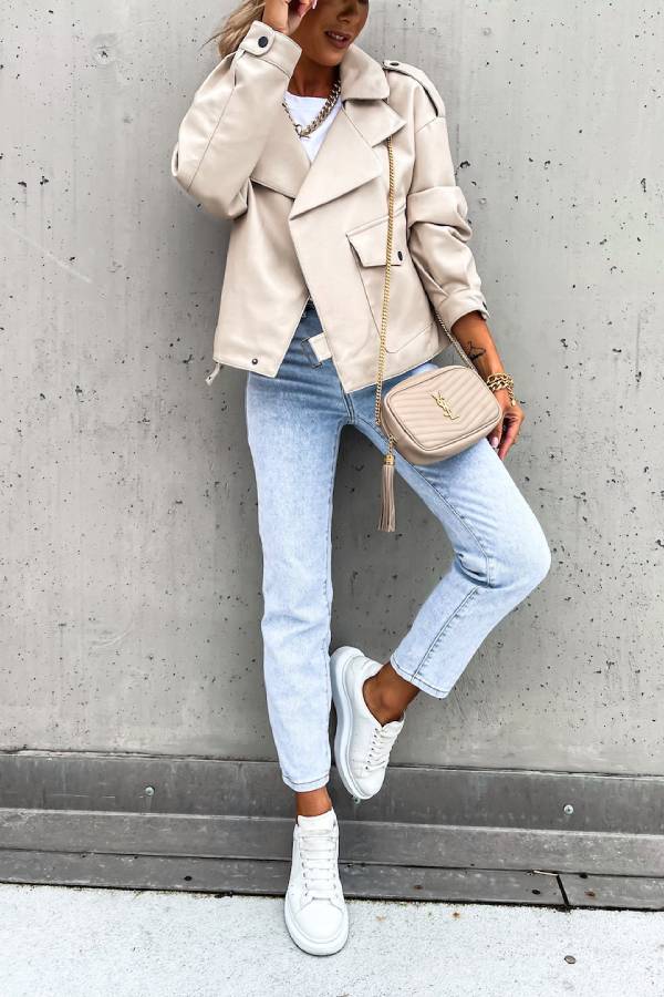 Beautifully Crafted Jacket in a Classic Style