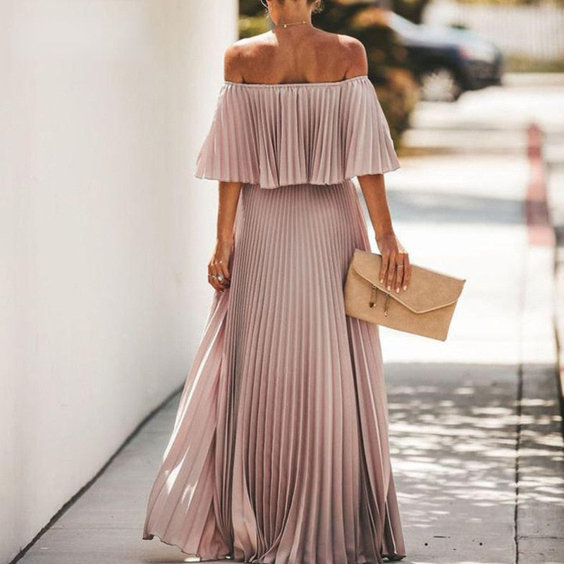 Sophisticated Dress with a Clean Classic Look