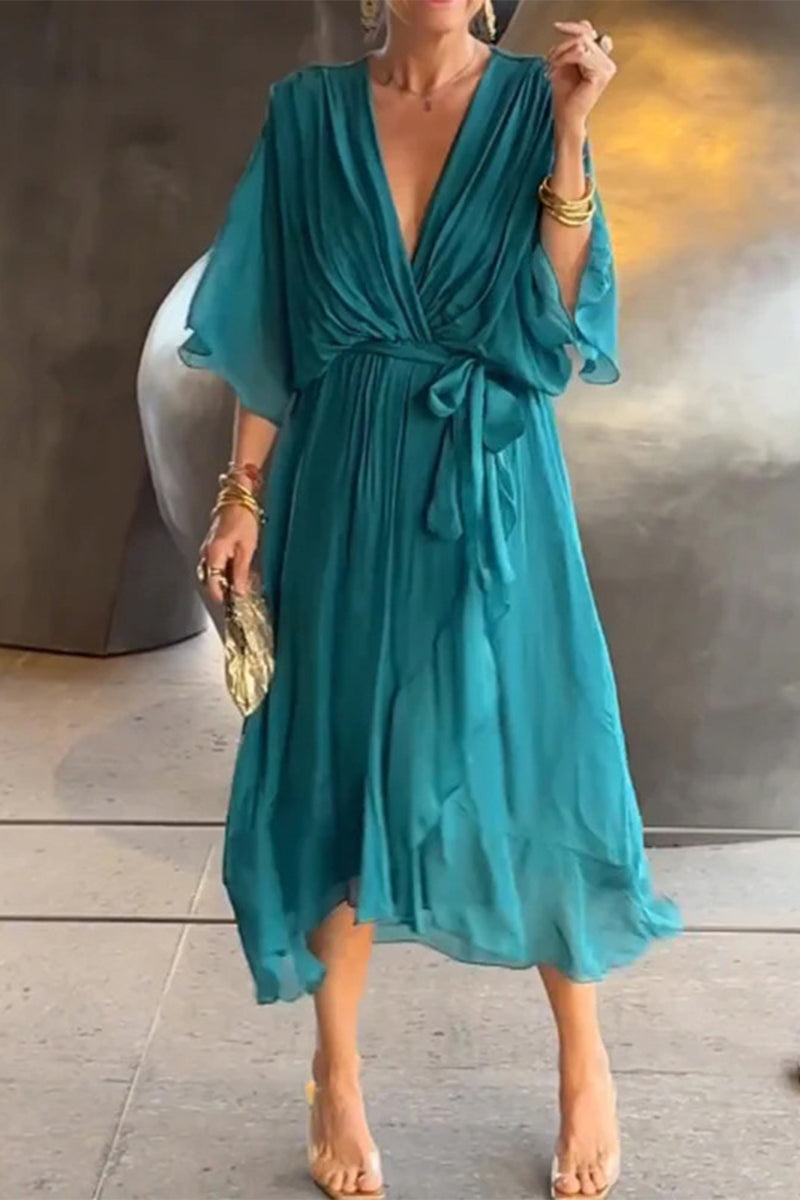 Gracefully Styled Dress for Any Occasion