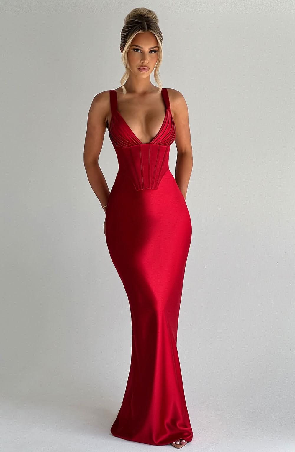 Classic Vintage & Enduringly Stylish Dress