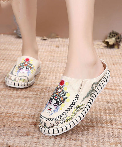 Elegantly Styled Sandals for Everyday Wear