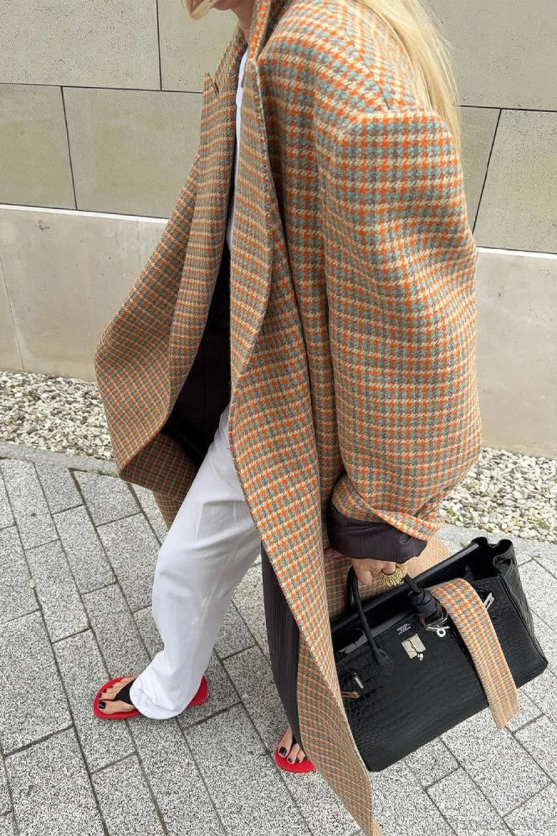 Beautifully Crafted Coat in a Classic Style