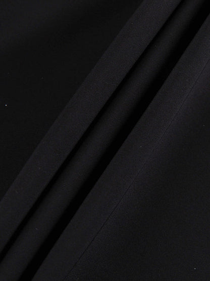 Effortlessly Elegant Pants with a Timeless Design