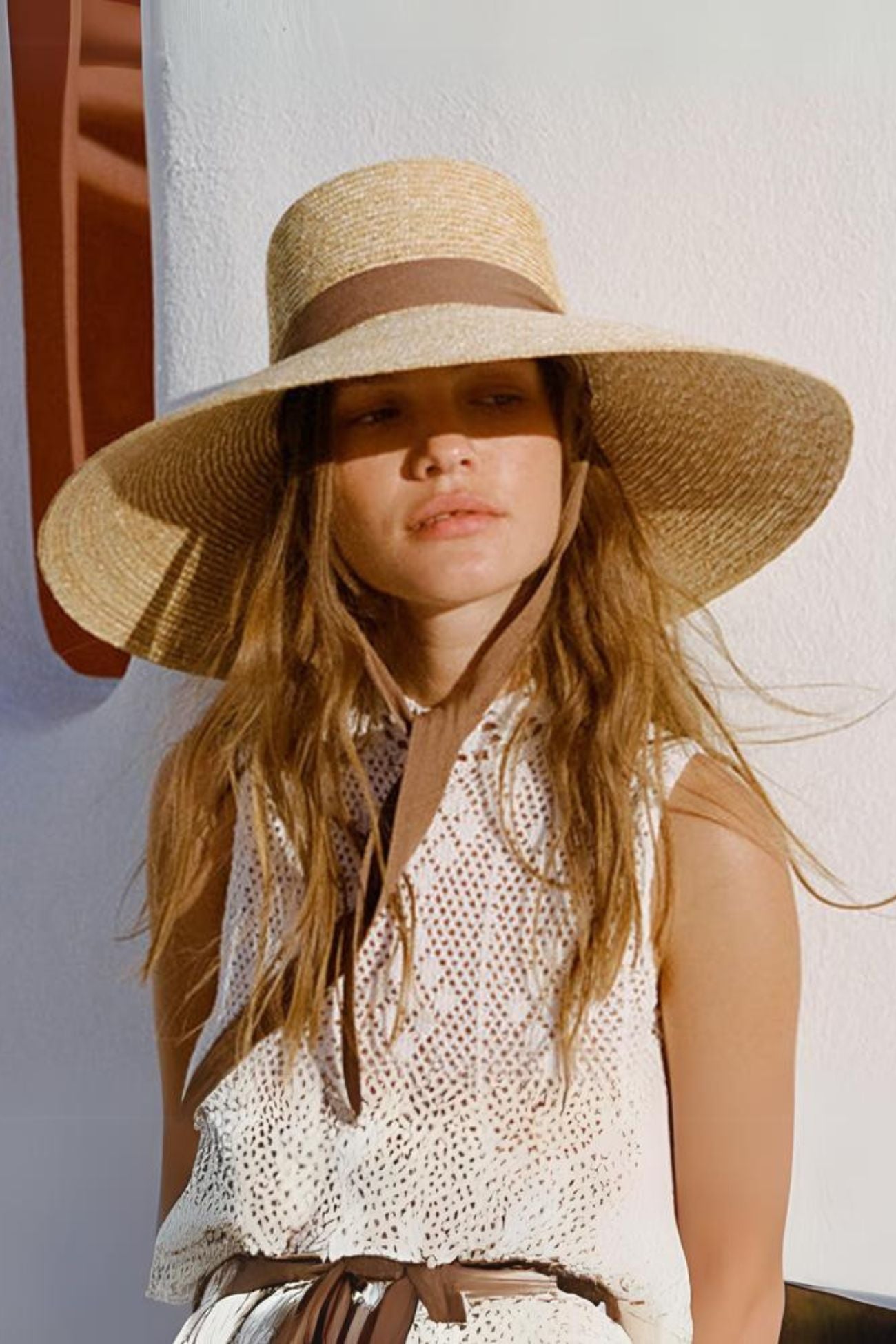 Effortlessly Elegant Garment with a Timeless Design