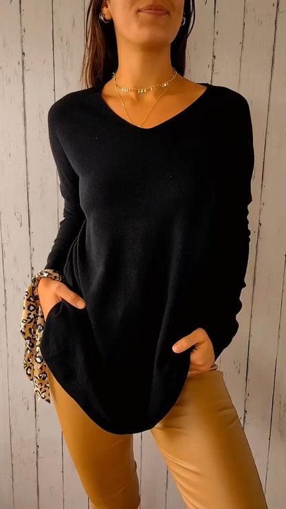 Effortlessly Elegant Top with a Timeless Design