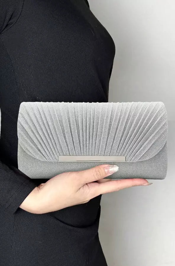 Sophisticated Bag with a Clean Classic Look
