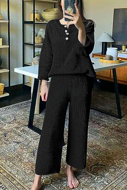 Beautifully Finished Top in a Timeless Design