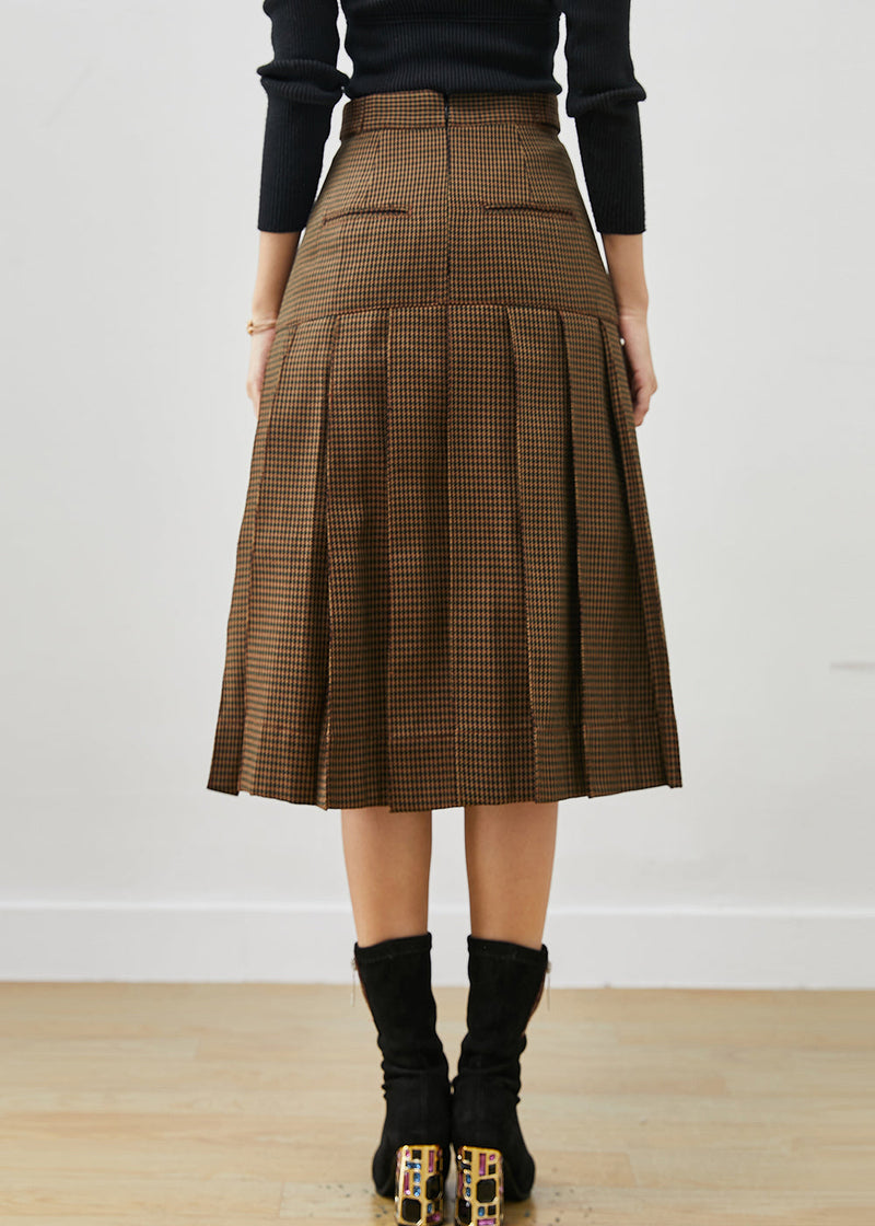 Well Tailored Garment with a Graceful Silhouette