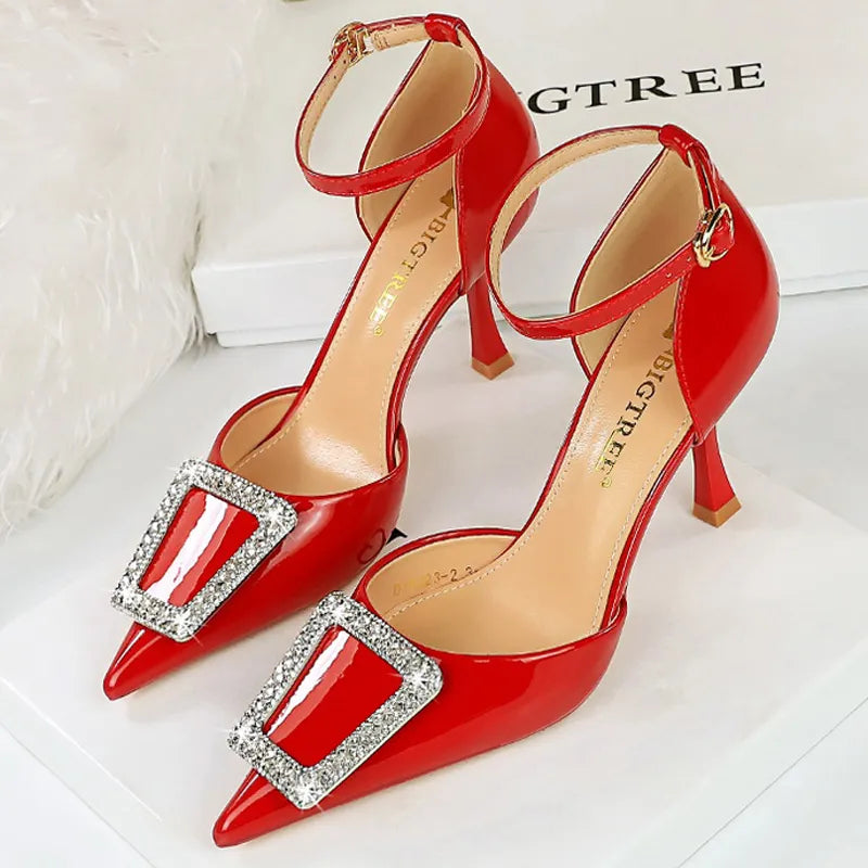 Classic Vintage & Enduringly Stylish Heels