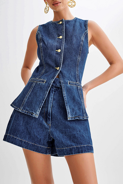 Beautifully Finished Garment in a Timeless Design