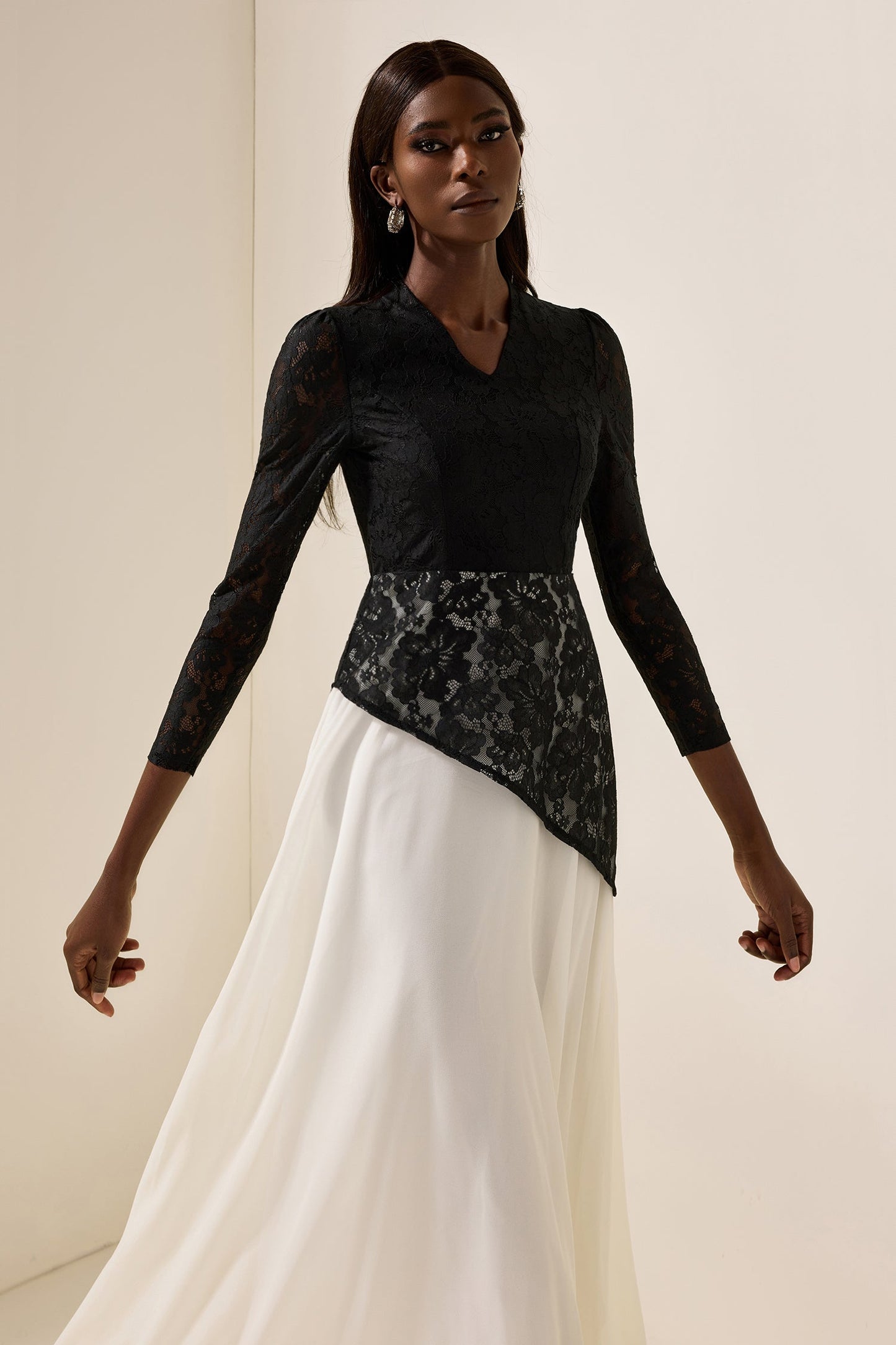 Classic Vintage Dress with a Flattering Fit