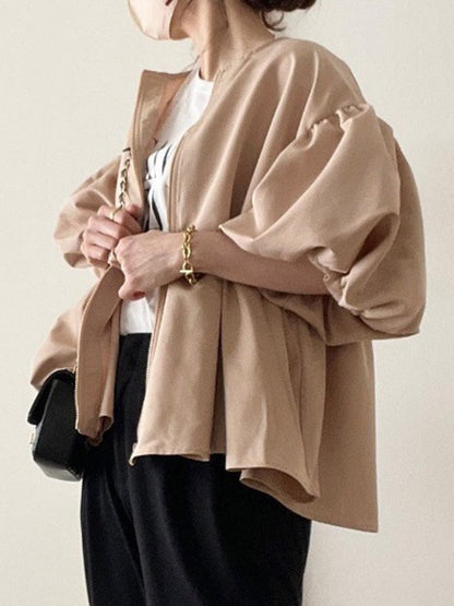 Effortlessly Elegant Garment with a Timeless Design