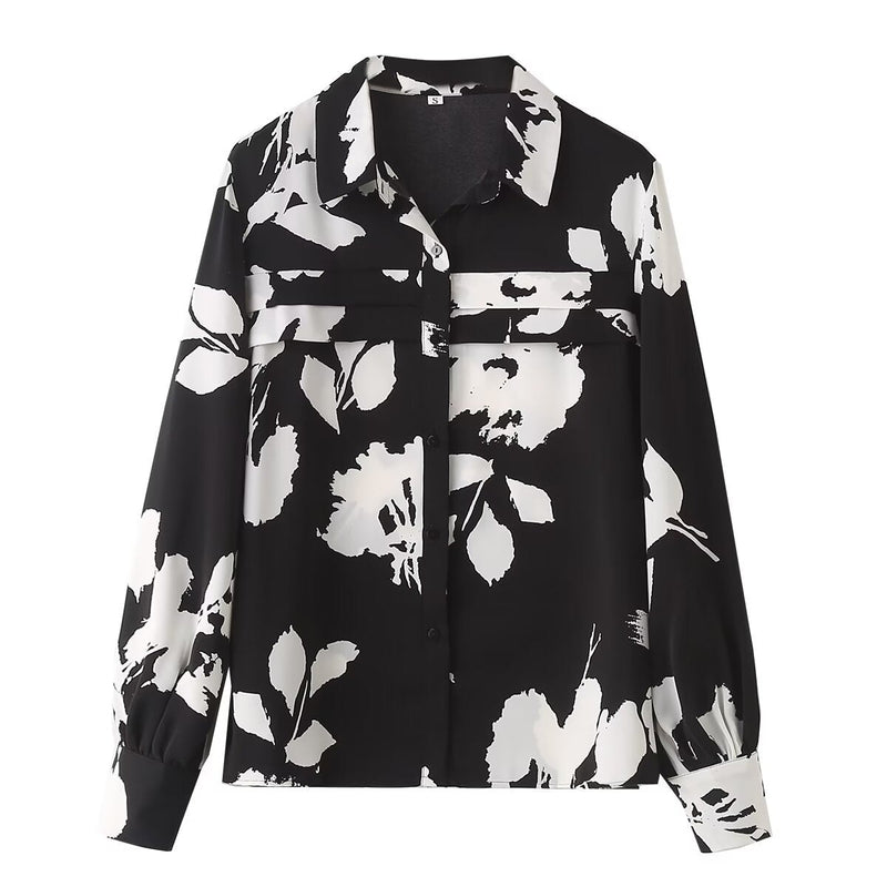 Classic Vintage Shirt with a Flattering Fit