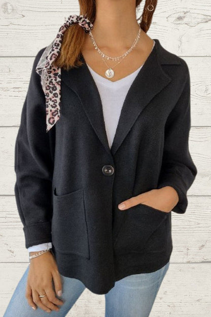 Well Tailored Jacket with a Graceful Silhouette