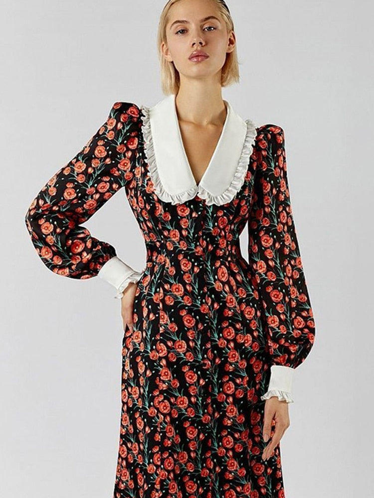 Well Tailored Dress with a Graceful Silhouette