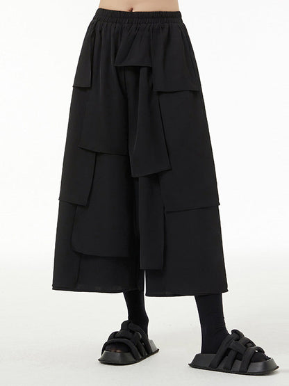 Effortlessly Elegant Pants with a Timeless Design