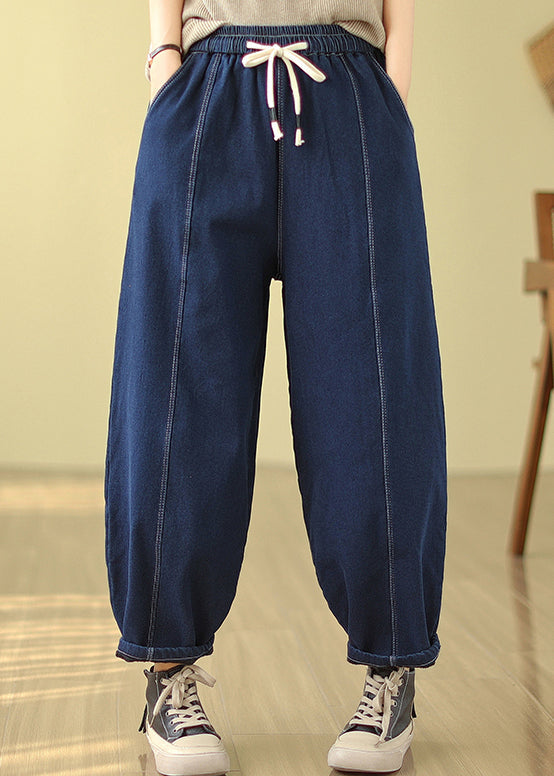 Effortlessly Elegant Pants with a Timeless Design