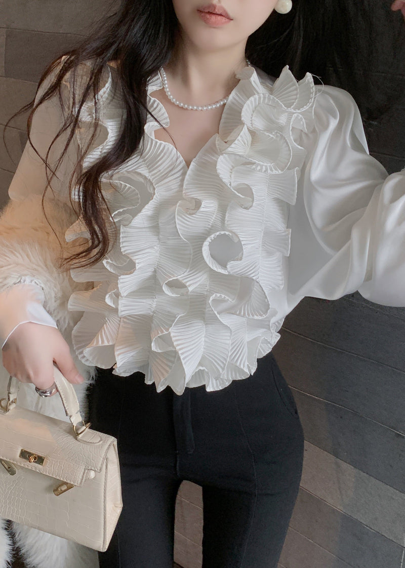 Beautifully Finished Blouse in a Timeless Design