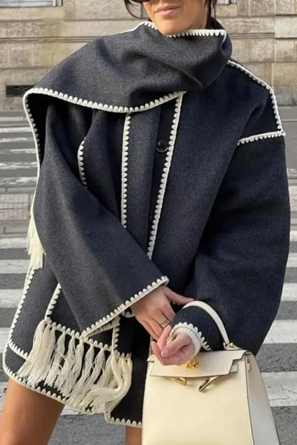 Effortlessly Elegant Coat with a Timeless Design