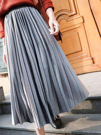 Well Tailored Garment with a Graceful Silhouette