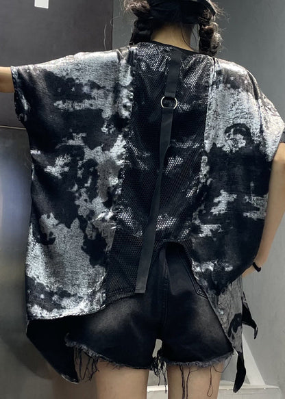 Classic Vintage Shirt with a Flattering Fit
