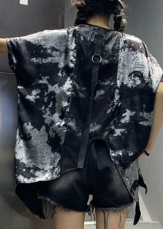Classic Vintage Shirt with a Flattering Fit