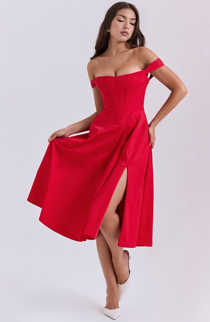 Gracefully Styled Dress for Any Occasion