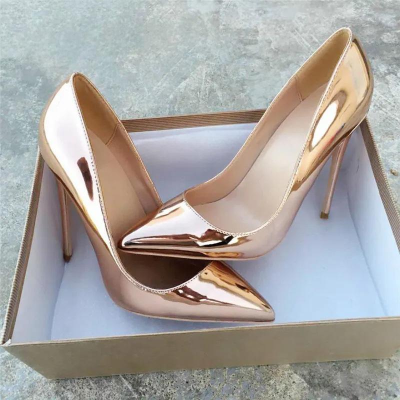 A Vintage Style Heels with Delicate Timeless Details