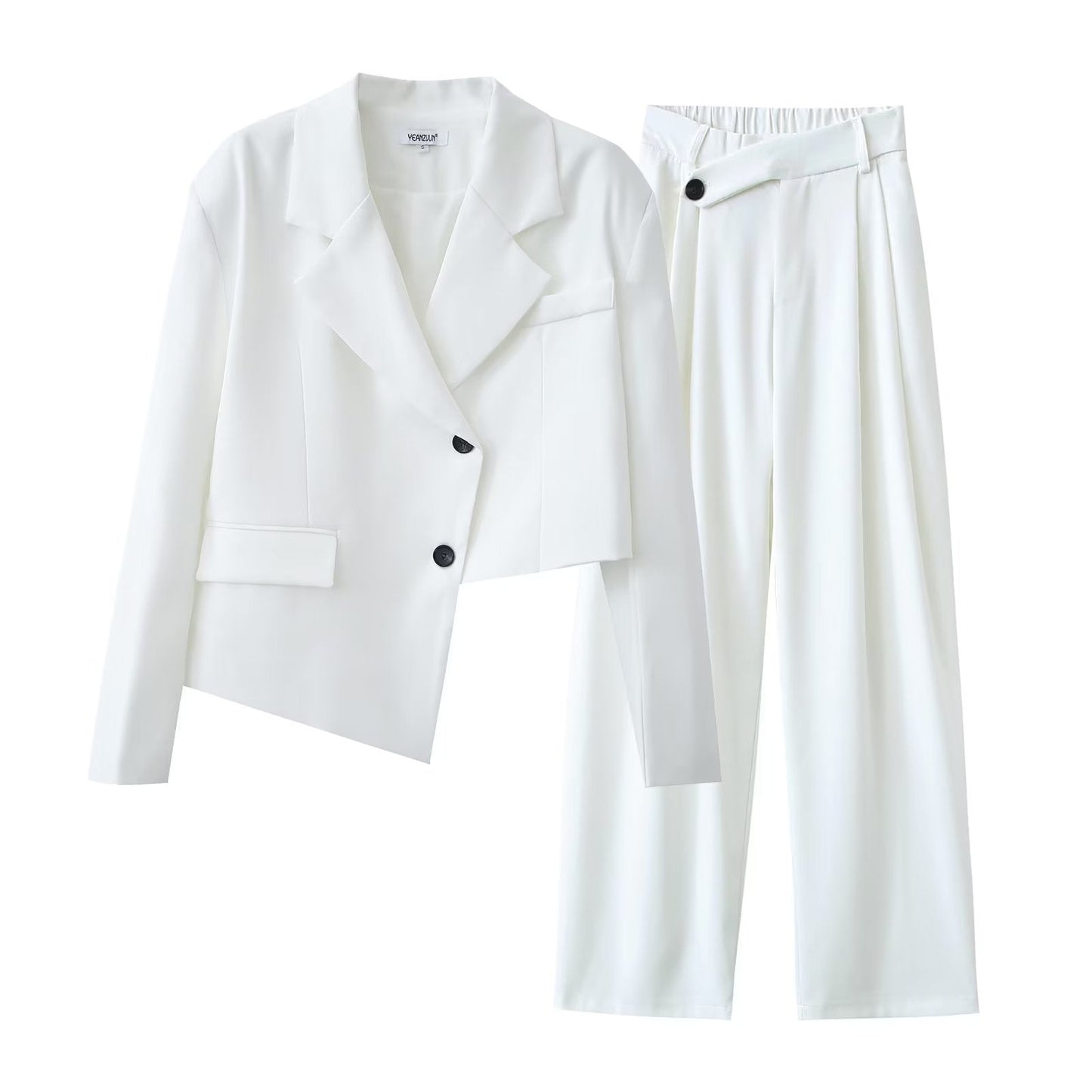 Well Tailored Pants with a Graceful Silhouette
