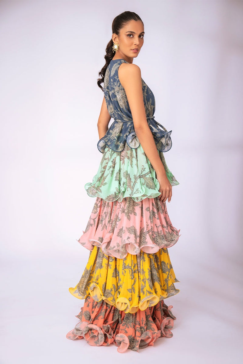 Beautifully Crafted Dress in a Classic Style