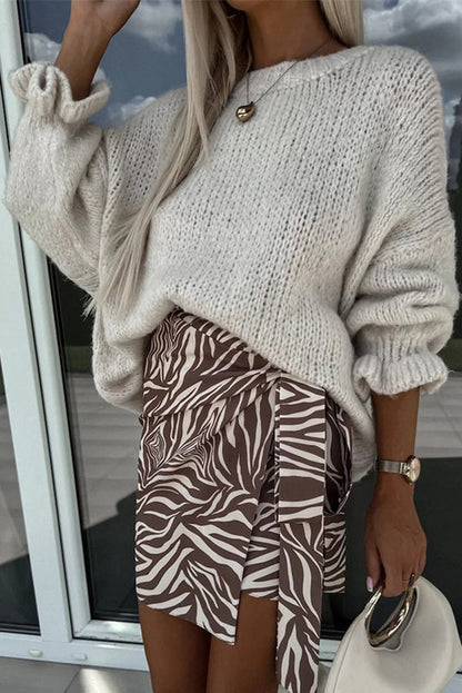 Effortlessly Elegant Sweater with a Timeless Design