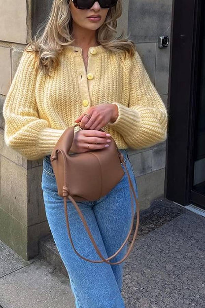 Elegantly Styled Cardigan for Everyday Wear