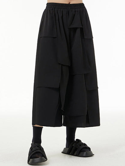 Effortlessly Elegant Pants with a Timeless Design
