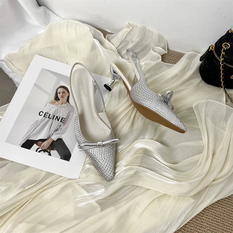 Classic Vintage Heels with a Flattering Fit