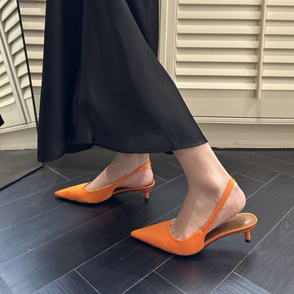 Gracefully Styled Garment for Any Occasion