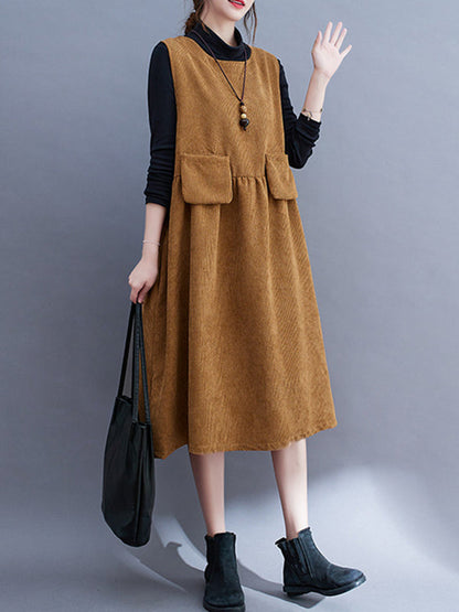 Classic Vintage Dress with a Flattering Fit