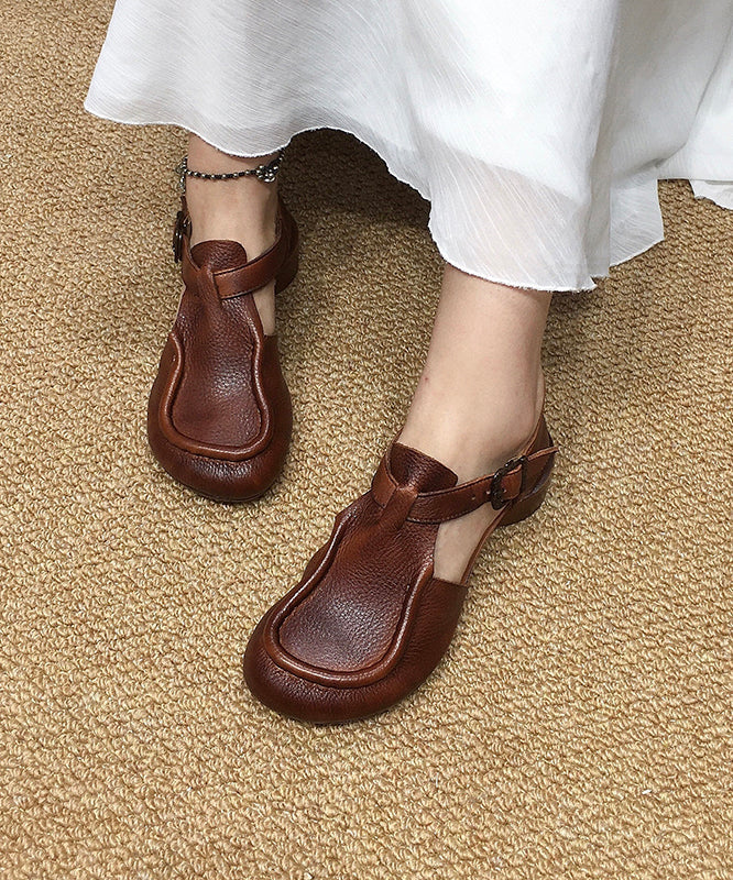 Elegantly Styled Sandals for Everyday Wear