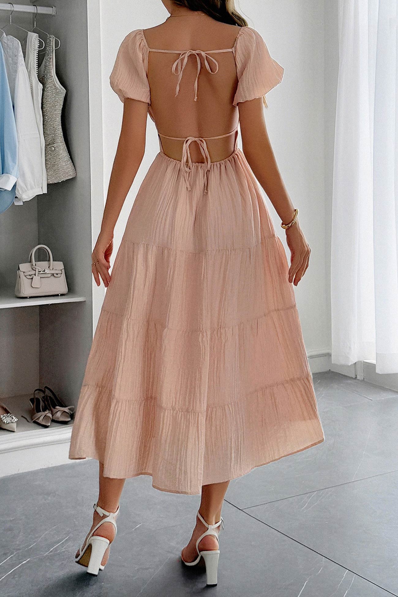 Beautifully Crafted Dress in a Classic Style