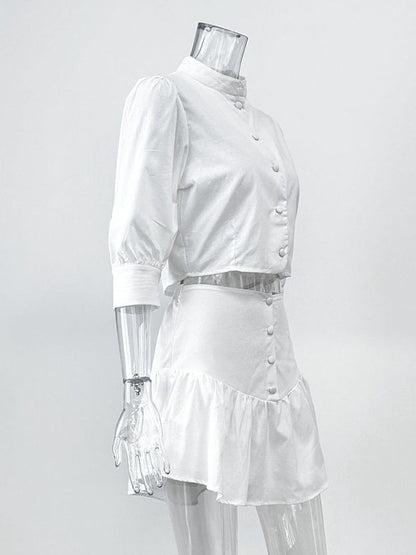 Effortlessly Elegant Blouse with a Timeless Design