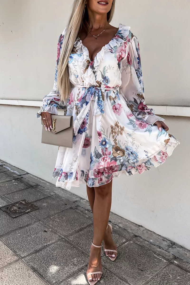 Gracefully Styled Dress for Any Occasion