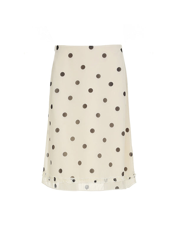 Gracefully Styled Garment for Any Occasion