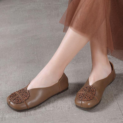 Effortlessly Elegant Shoes with a Timeless Design